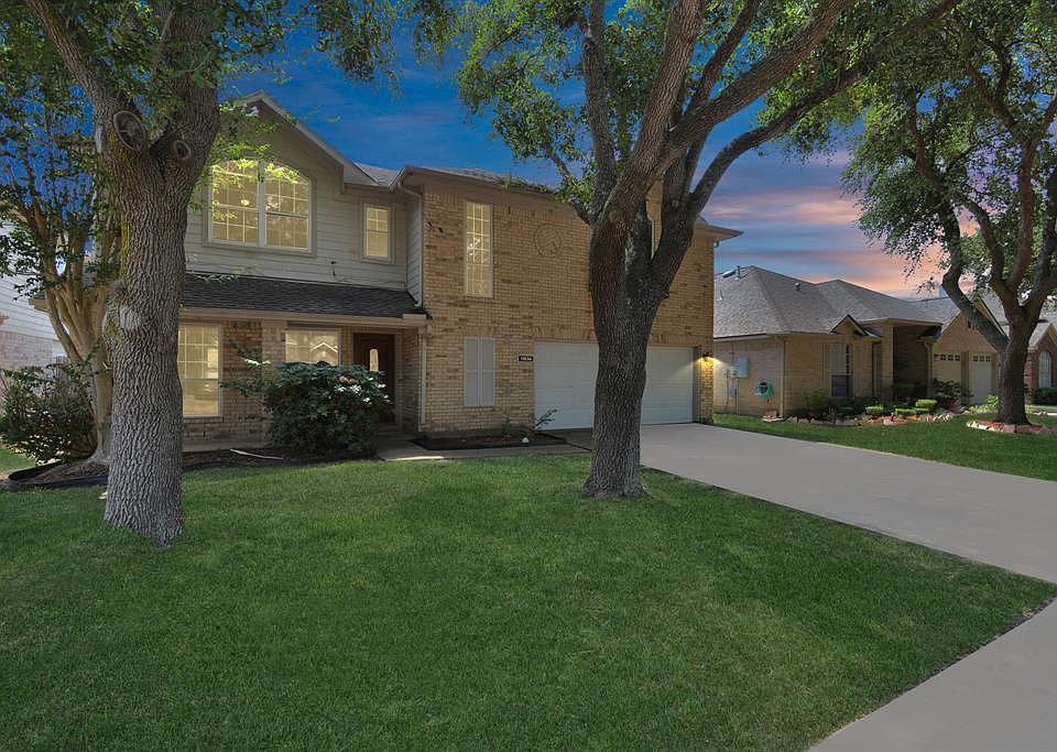 1st image of 11834 Caprock Canyons Ln