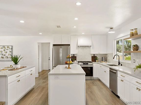 2nd image of 38795 Harris Trl