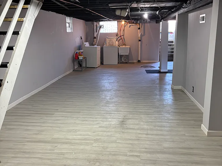 3722 Beekman St #2 — Photo 15
