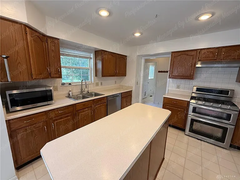 4311 Limerick Ln — Photo 15