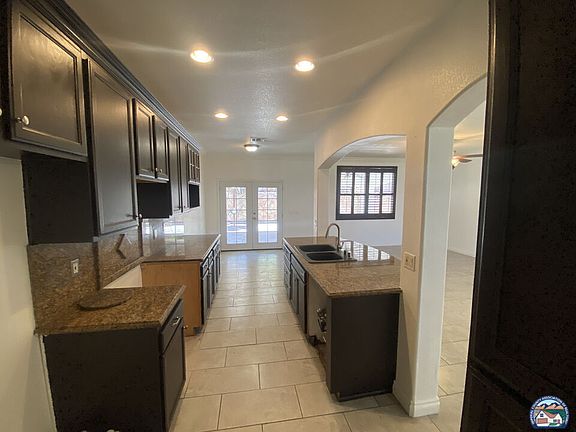 3rd image of 1280 Amethyst Way