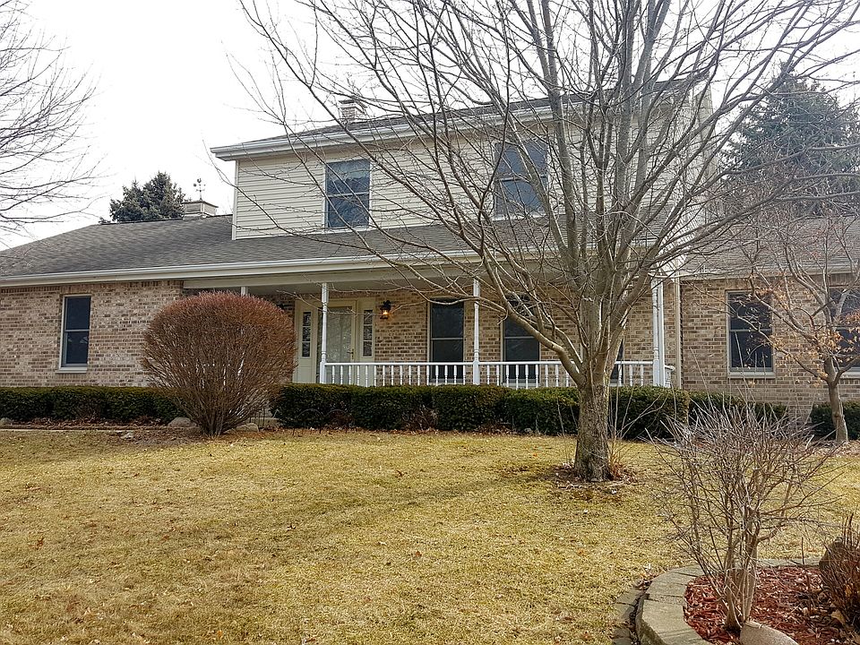 1st image of 16327 Albert Dr