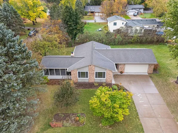 13611 Evergreen Ln N, Dayton, MN 55327