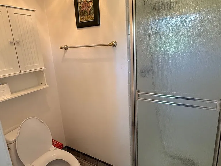 7389 Newcastle Ln — Photo 30