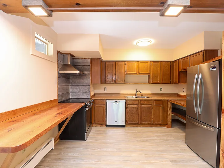 340 Abeel St #2 — Photo 6