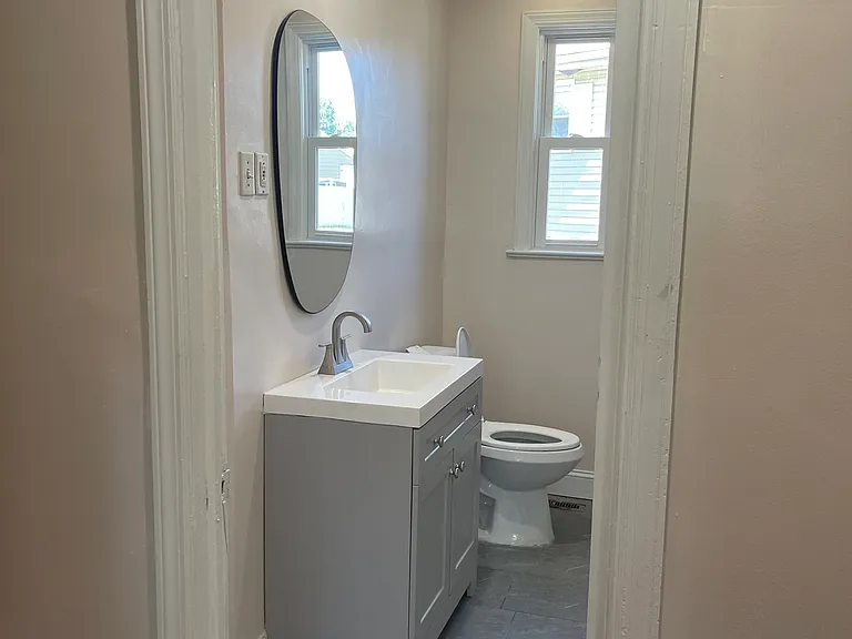526 Franklin Ave #1 — Photo 12