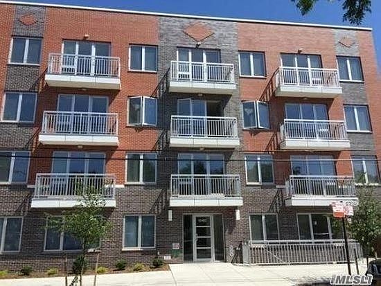 1st image of 3215 Leavitt St APT 3C