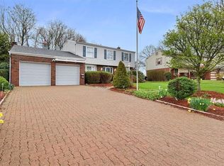 141 Kelvington Dr, Monroeville, PA