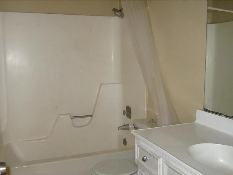 12461 Wellington Park Dr — Photo 12