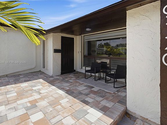 4th image of 9120 SW 55th St