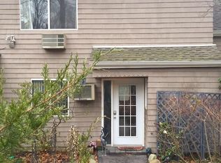 11 Hickory Hill Ln, Tappan, NY