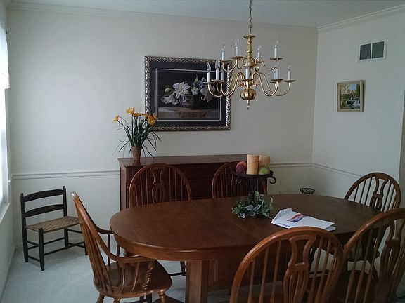 5th image of 104 Paddlewheel Dr
