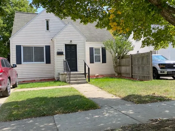 942 Frederick Ave NW, Grand Rapids, MI 49504