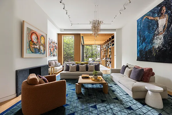 Sold by Compass | media 10