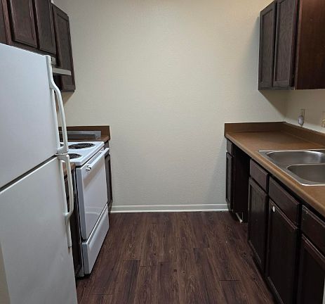 4th image of 1928 Alston St #Bb17a2273