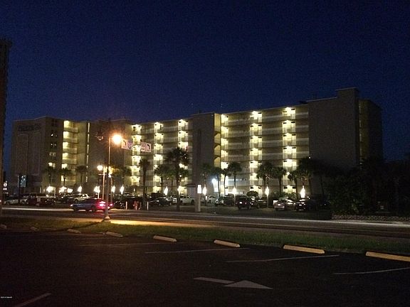3rd image of 3501 S Atlantic Ave APT 206