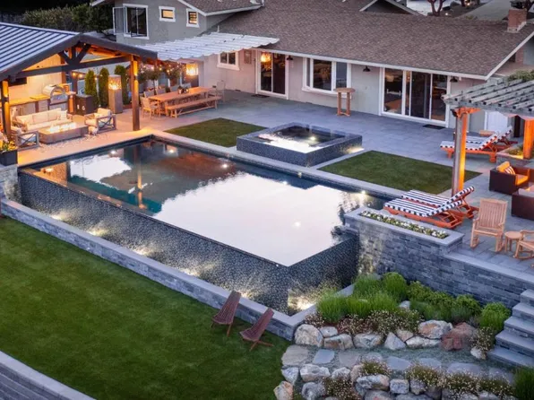 2135 Greenwood Ave, Morgan Hill, CA 95037