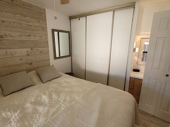 5th image of 3390 Gandy Blvd N #627