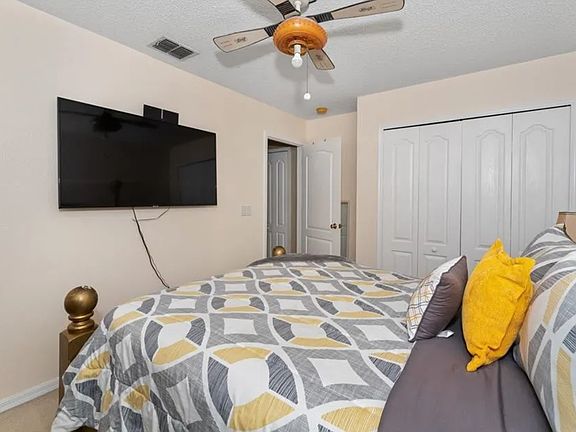 2nd image of 4256 Andover Cay Blvd
