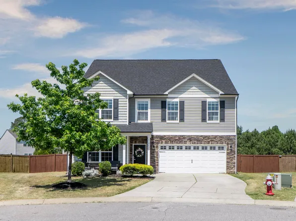 2629 Fortrose Ln, Fuquay Varina, NC 27526