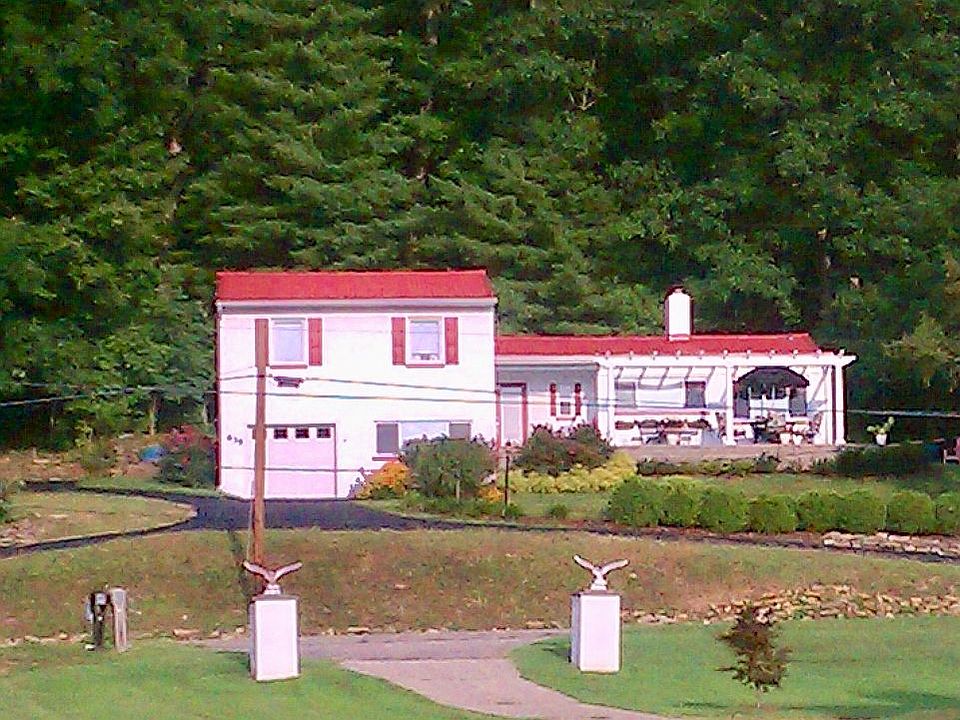 625 St Rt 552 Lake White 