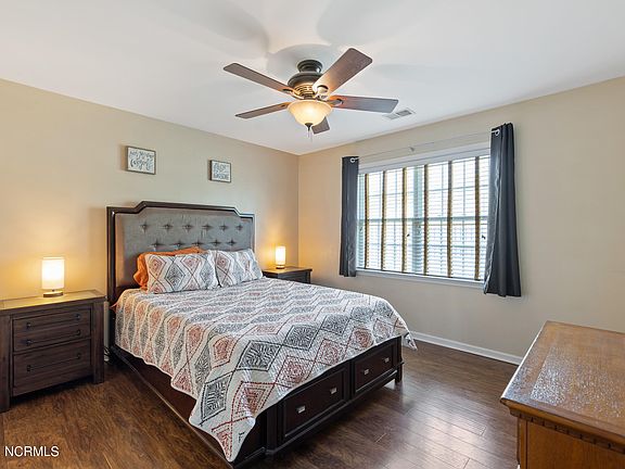 4th image of 1513 Pine Harbor Way