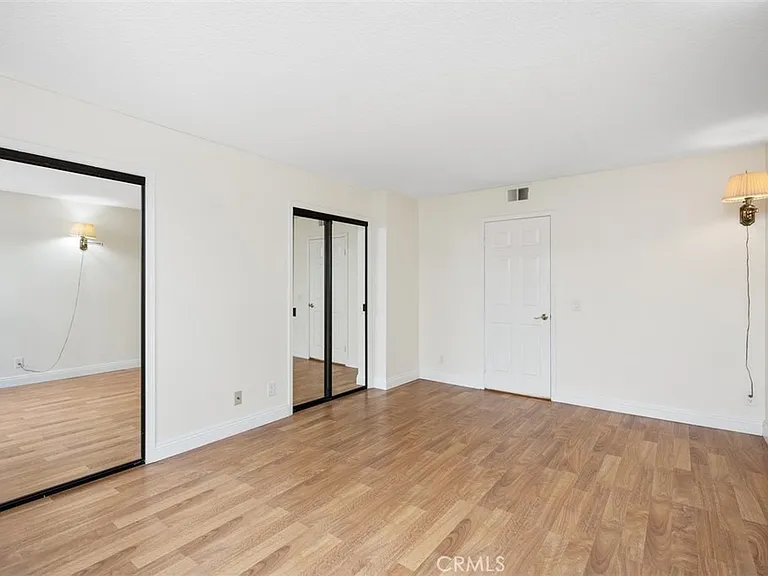 24001 Swallowtail Dr — Photo 17