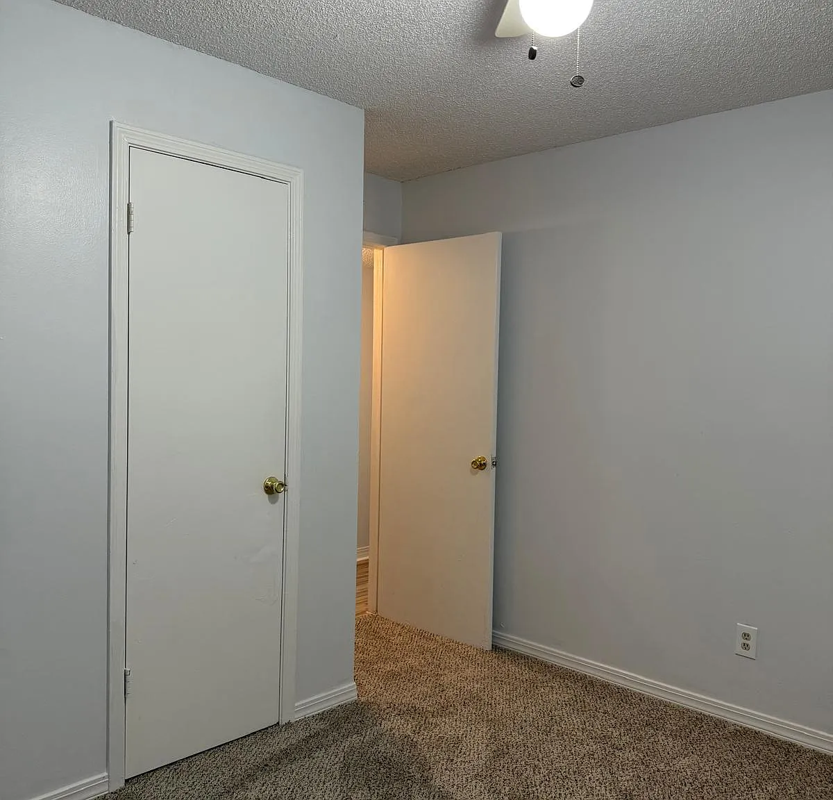 459 Lombard Street - 1B — Photo 4
