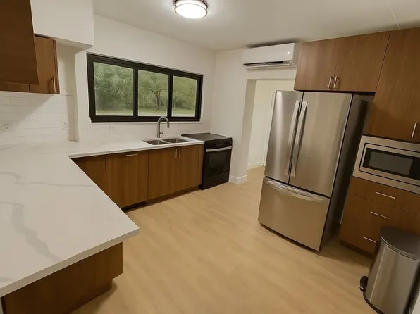 2292 SW 16th Ter #6, Miami, FL 33145