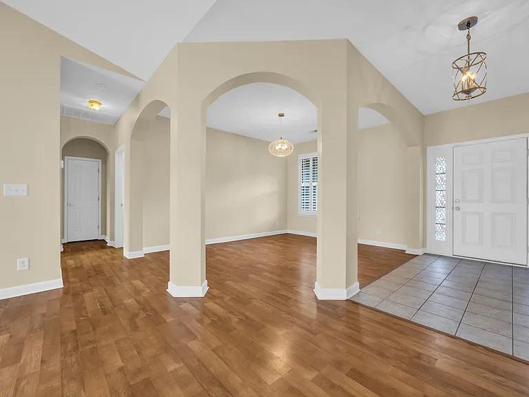 101 Zinnia Dr — Photo 21