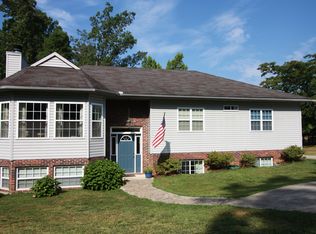 1502 Pleasant Plains Rd, Matthews, NC 28105