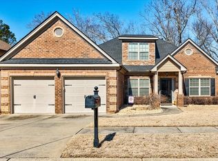 7983 Heathmore Dr, Fairburn, GA 30213