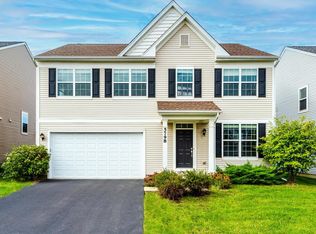 5798 Oak Ridge Way, Lisle, IL 60532