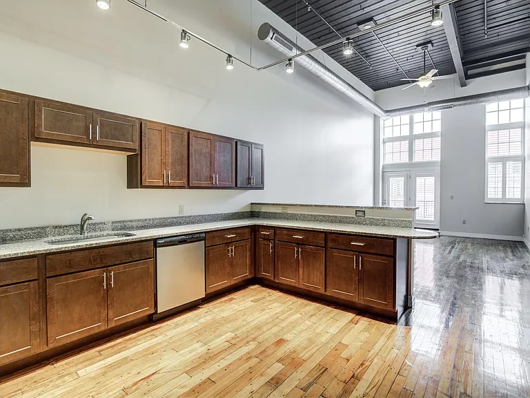 Albany Lofts at One Broadway — Photo 31
