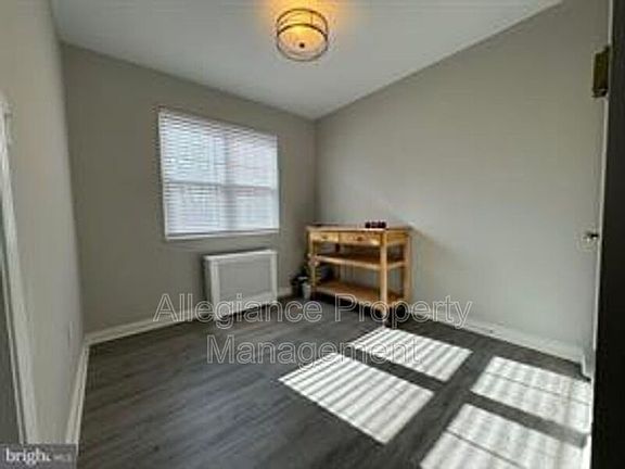 5th image of 1404 12th St N APT 27