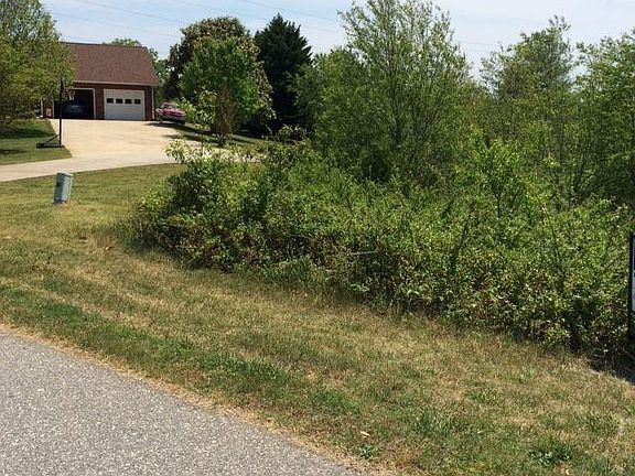 4th image of 5008-5010 Grouse Ln