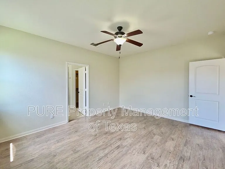 1697 Breanna Ln — Photo 12