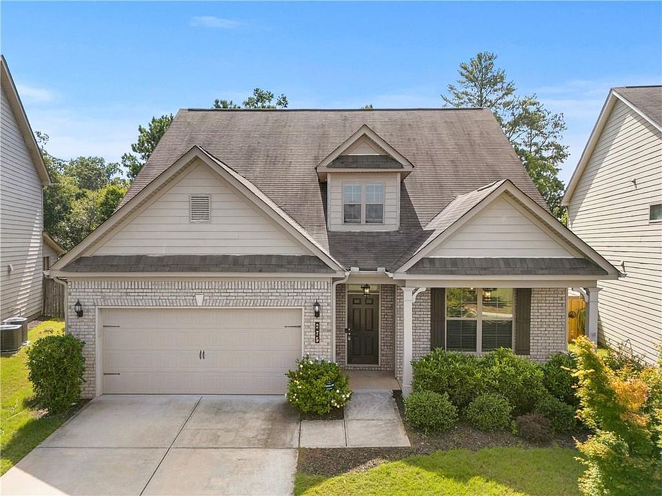 1st image of 275 Broadmoor Dr