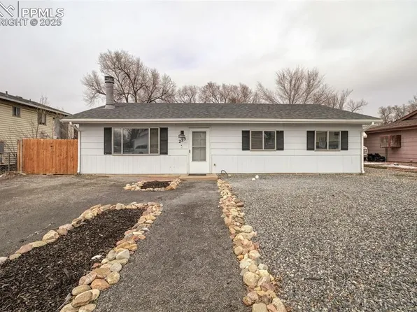 225 Robin St, Fountain, CO 80817