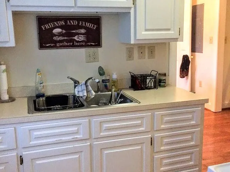 4103 Devine St #E10 — Photo 8