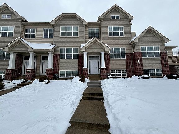 3rd image of 2401 River Oaks Ln #4
