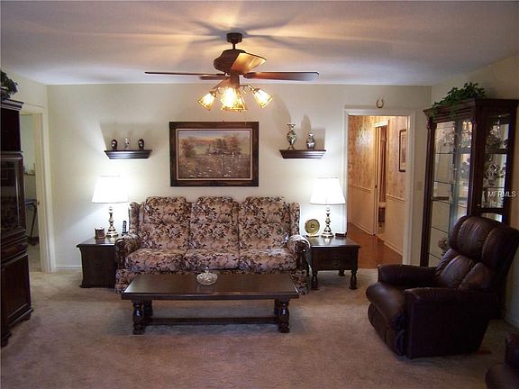 5th image of 403 Lake Kathryn Cir