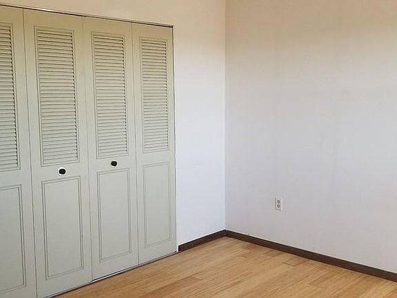 5th image of 115 W Squantum St APT 818