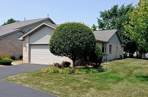 1st image of 16544 S Fairfax Ct