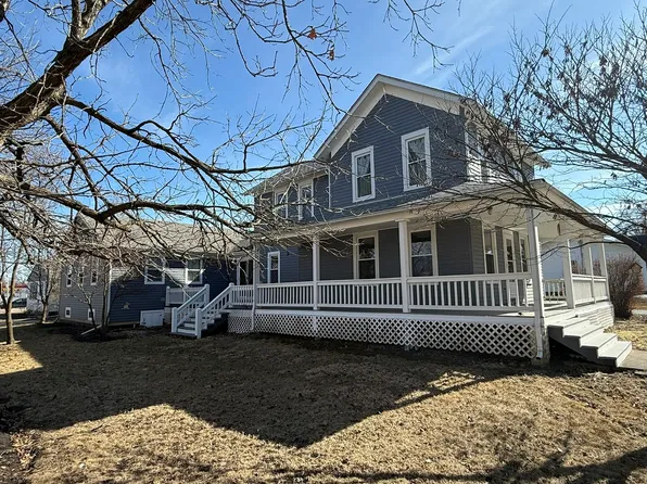 802 S Main St, Yorkville, IL 60560