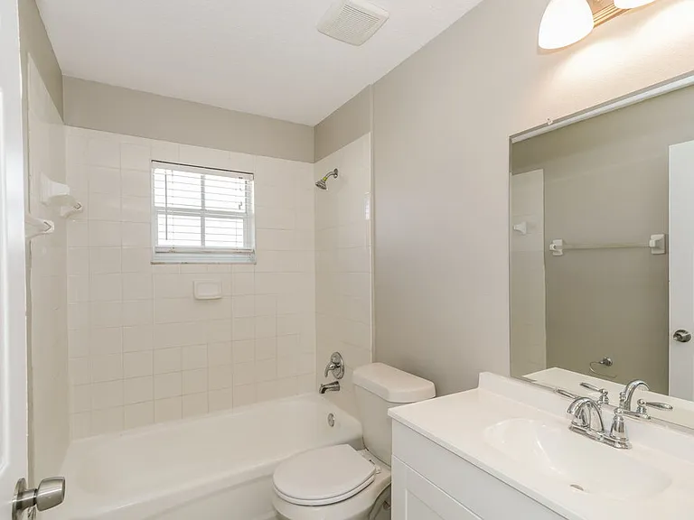 3061 Jordan Heights Ct — Photo 15