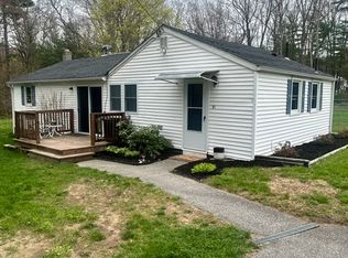 51 Kendall St, Granby, MA 01033