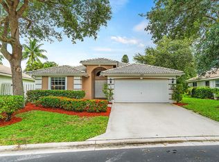 12143 Sunset Point Cir, Wellington, FL 33414