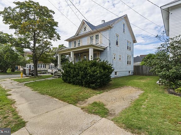 2nd image of 800 N 5th St