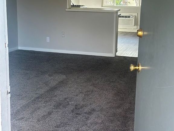 3rd image of 1119 Arcadia Ave #7